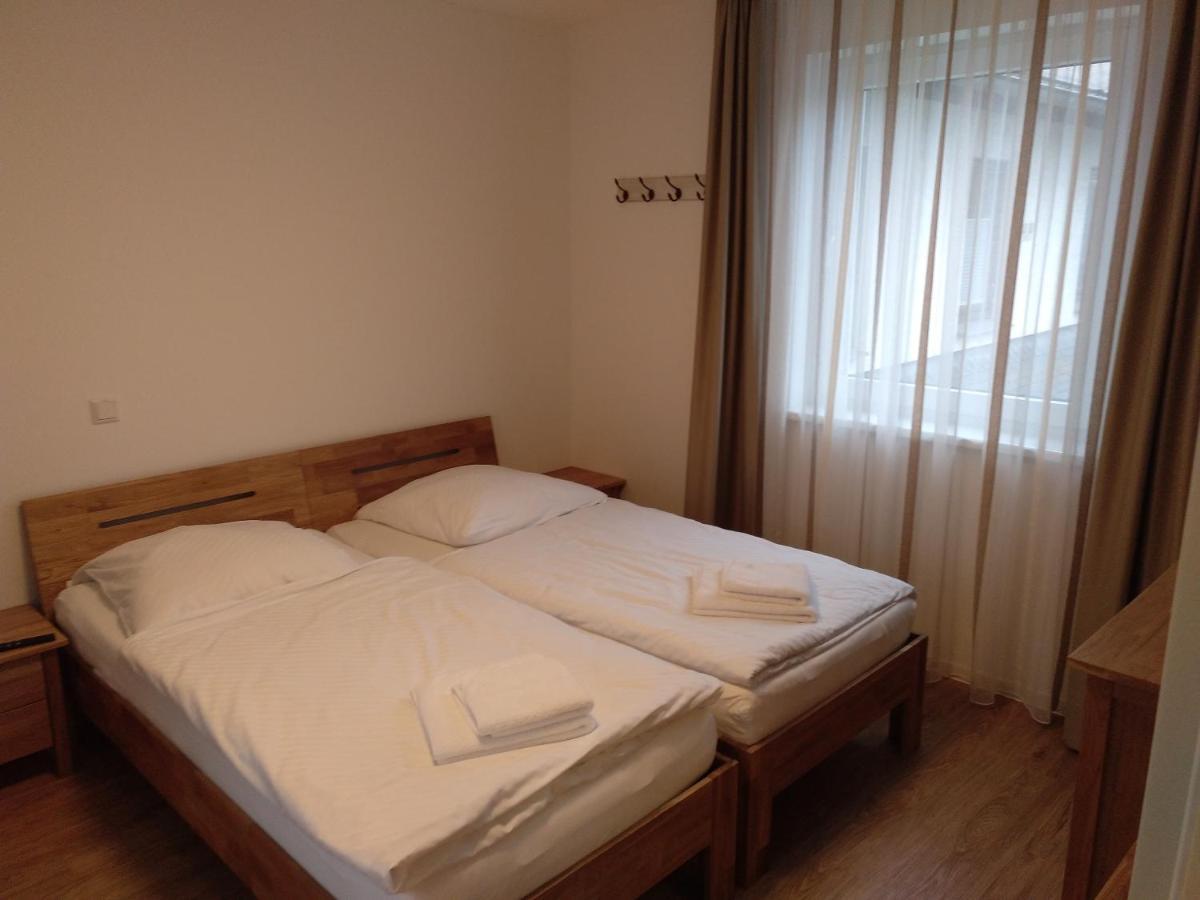 Apartments Bluetenweg Лайхлинген Екстериор снимка
